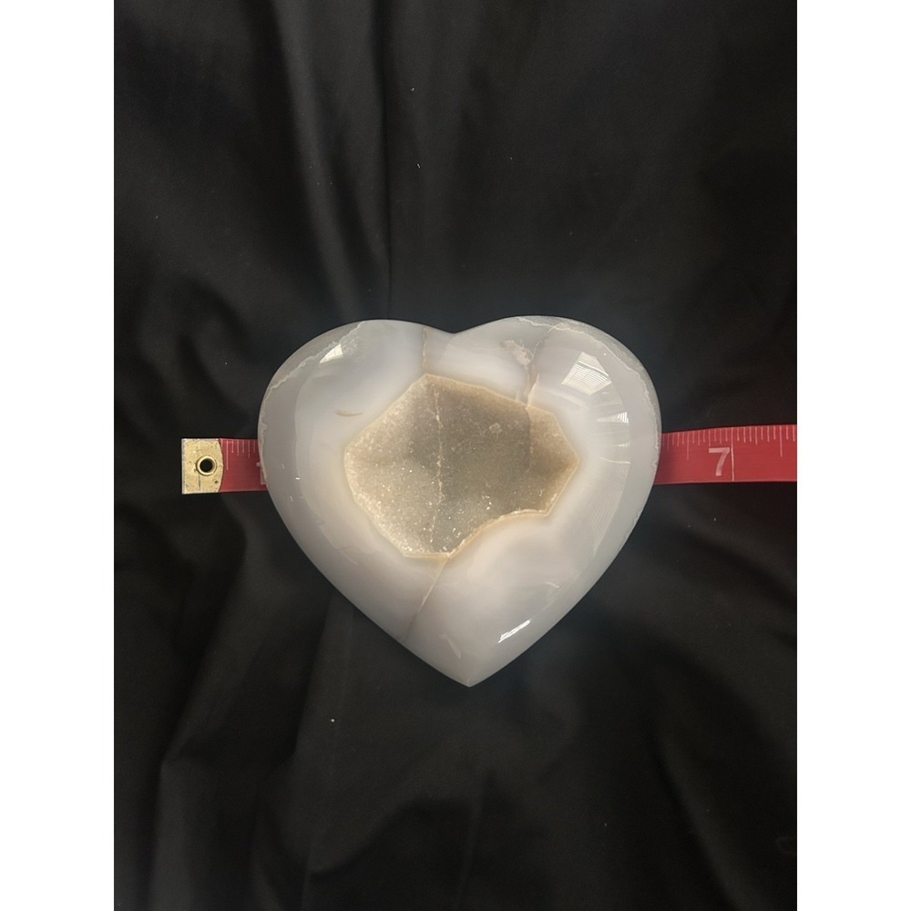 Beautiful Natural Quartz Agate Druzy Heart. 628gm